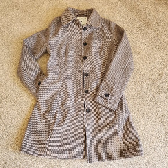 Jackets & Blazers - NWOT Single breasted overcoat size XS